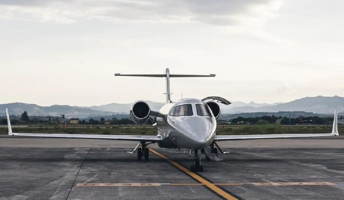 Bombardier - Learjet 40XR - Light Jet Rentals - Preowned Light Jets - Exclusive Concierge Club.webp